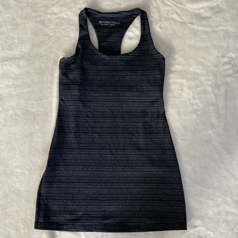 Beyond Yoga Black/Grey Stretch Tank Size S-M